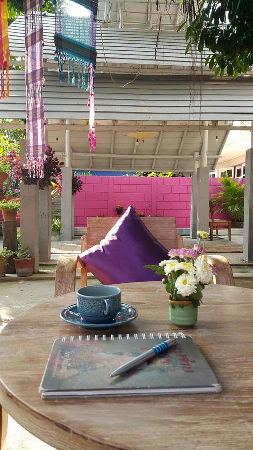 Hostel 999 Triplenine Chiangmai Chiang Mai Zewnętrze zdjęcie