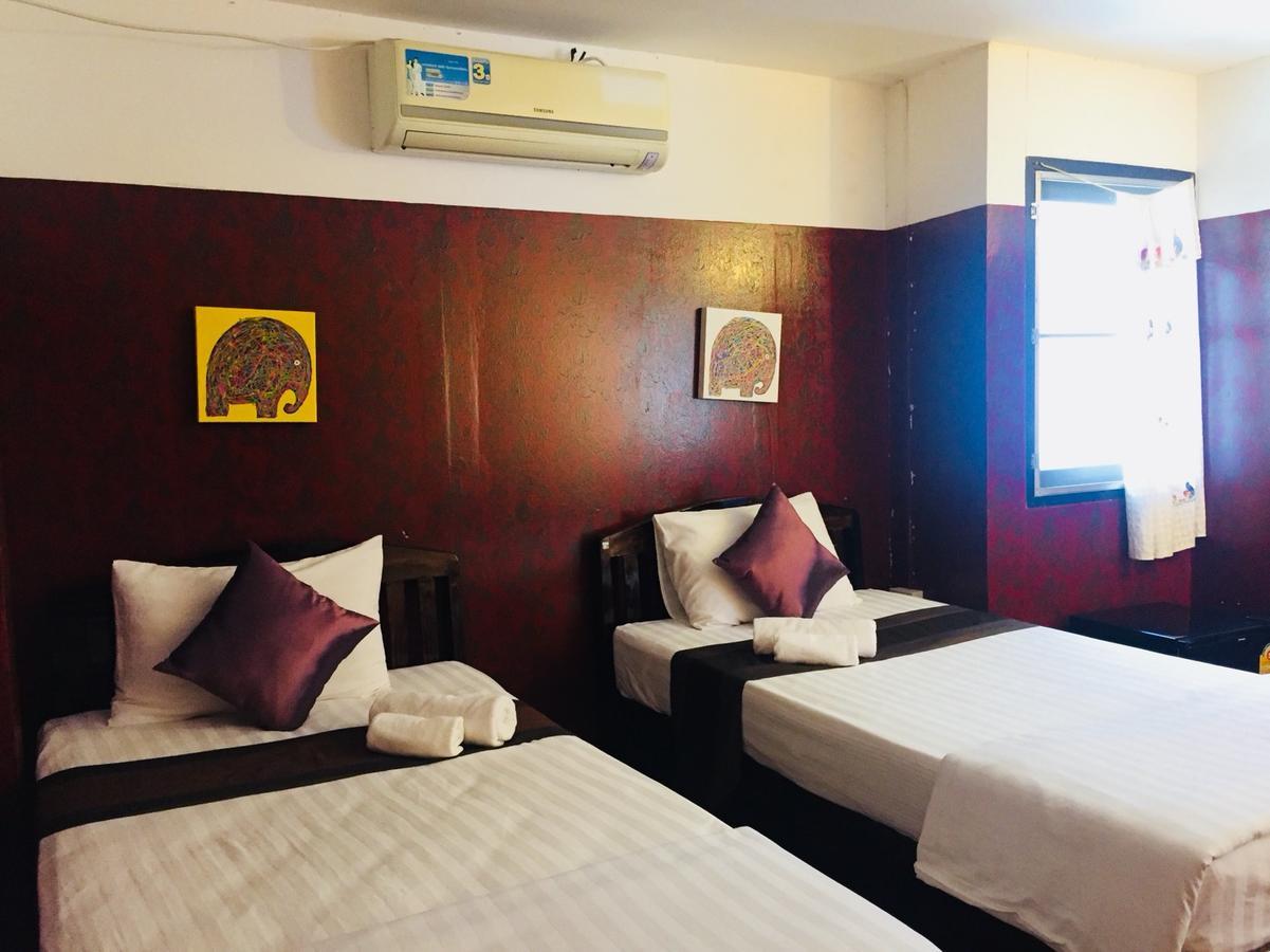 Hostel 999 Triplenine Chiangmai Chiang Mai Zewnętrze zdjęcie